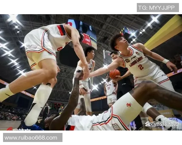 广州与新疆精彩对决比赛视频回顾分析及精彩瞬间集锦